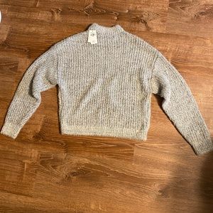 NWT Abercrombie super soft sweater